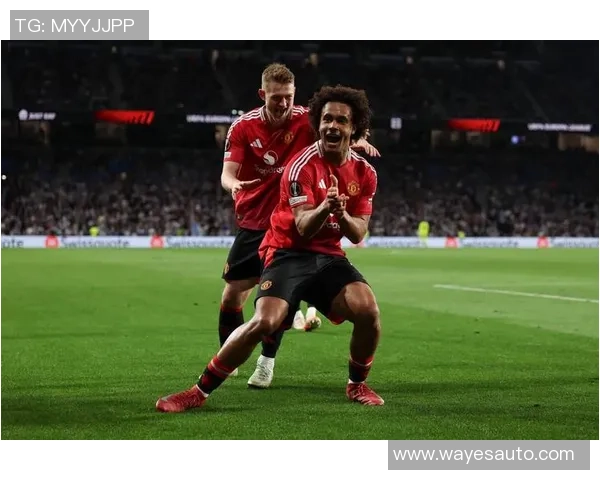 足球星博客：深入分析球员表现与战术变化，解读赛季最新热点事件