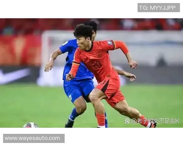 足球球星肌肉训练全解析 力量与技巧的完美结合 足球球星肌肉训练全解析 力量与技巧的完美结合